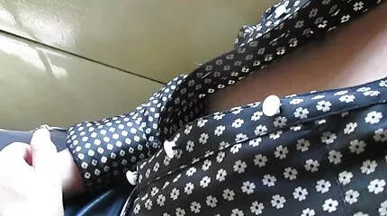 सुंदर लड़की एक गहरी झटका नौकरी के बाद इंग्लिश सेक्स वीडियो मूवी आदमी के शुक्राणु निगल