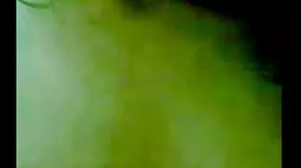 आदमी एक ट्रांसवेस्टाइट के साथ कमबख्त इंग्लिश सेक्सी मूवी समाप्त हो गया ।