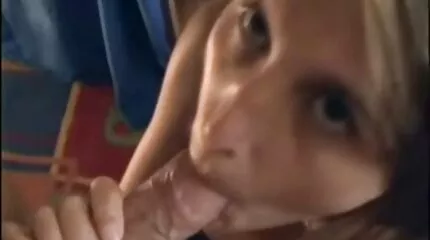 काले इंग्लिश सेक्सी वीडियो फुल मूवी बॉस चुंबन सेक्सी सचिव पर
